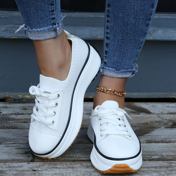 Round Toe Low-Cut Upper Lace-Up Western Sneakers